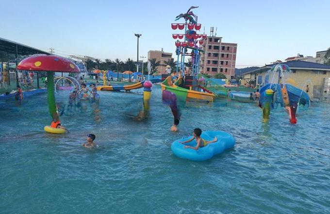 Humanization Design Water Park Playground Equipment Water Park Instrument Customized 2
