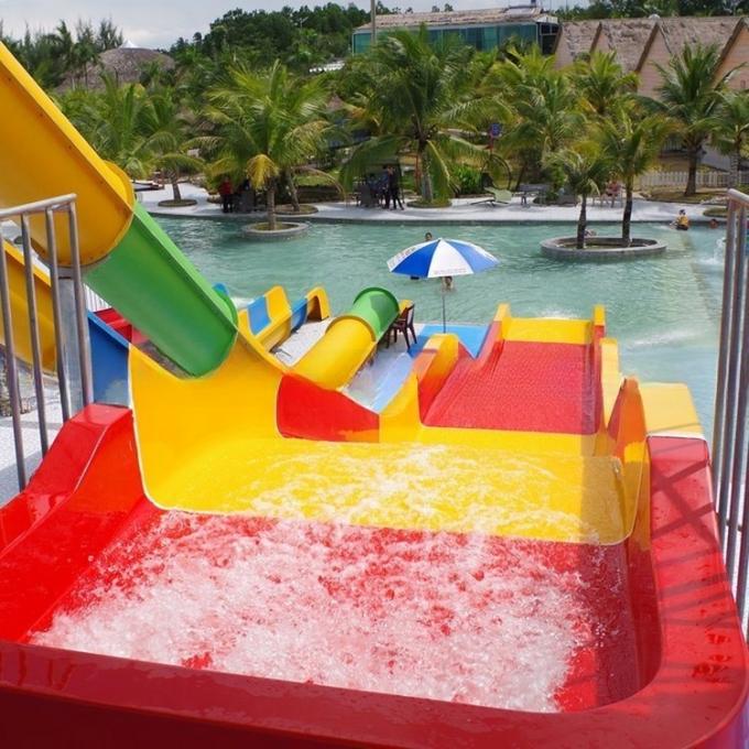 Length 28m Family Fun Water Slide Wide Water Slide Customizable 2