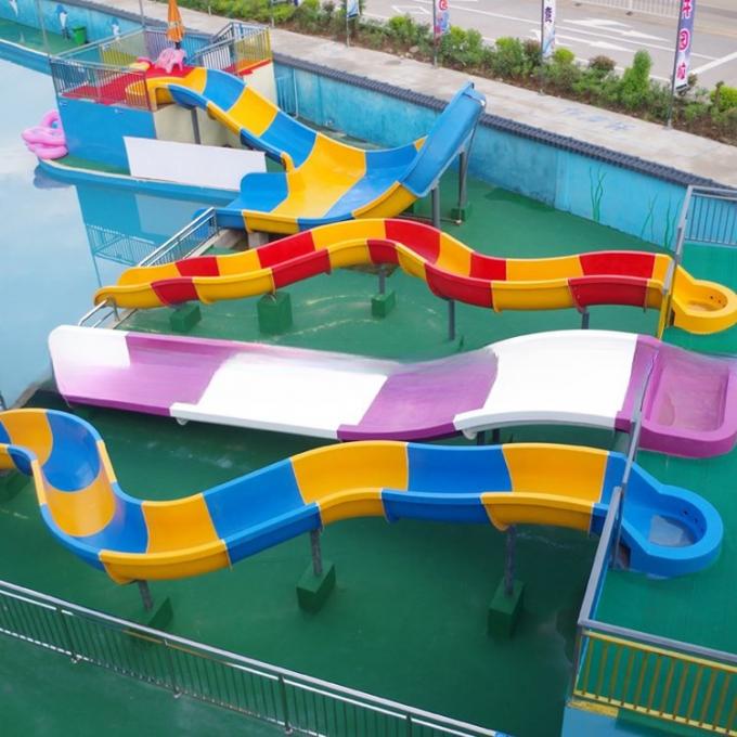 Length 28m Family Fun Water Slide Wide Water Slide Customizable 3