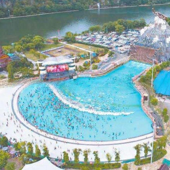 ISO9001 Certified Theme Tsunami Wave Pool Equipment For Swimming Pool 2
