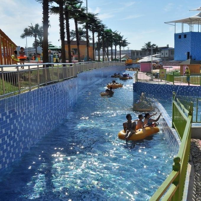 Colourful Customizable Lazy River At Water Park Outdoor Playground 2